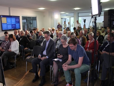 www.ekir.de Besucher des Social Media Gottesdienstes
