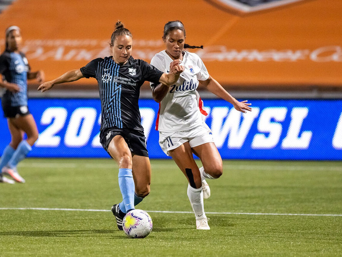 Frauen spielen Fußball. (c) Foto: Pixabay Frauen spielen Fußball. (c) Foto: Pixabay