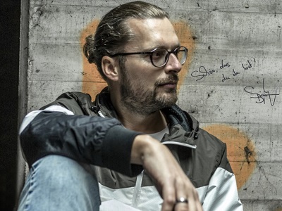 www.sim-becker.de Simon Becker