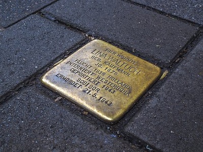 Goldener Stolperstein